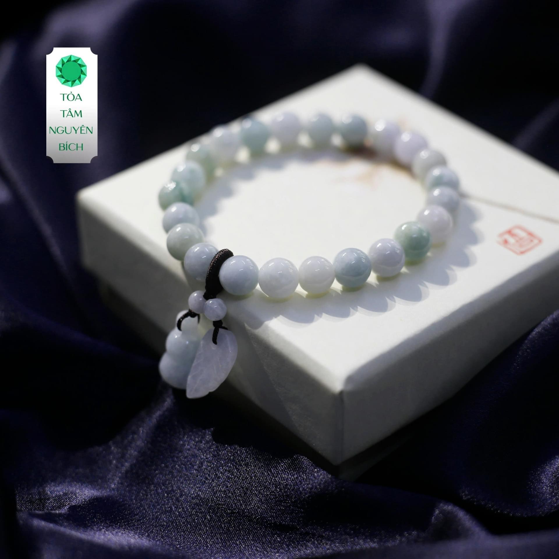 Vòng phỉ thúy charm hồ lô