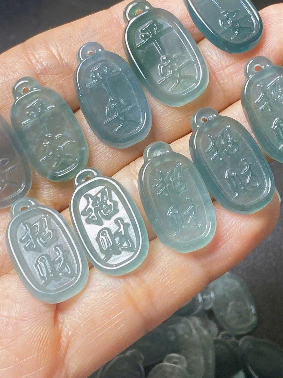 Mặt Bình An - Chiêu Tài bằng Phỉ Thúy